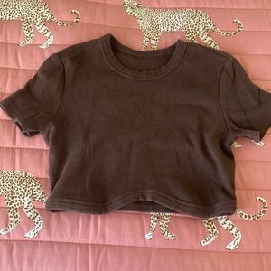 Amazon Basics Cropped Brown Tee